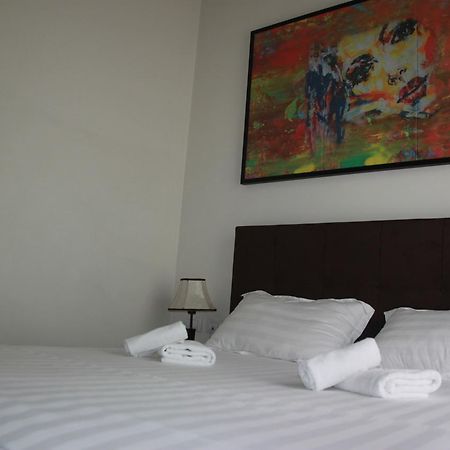 Living Hotel ติรานา ภายนอก รูปภาพ